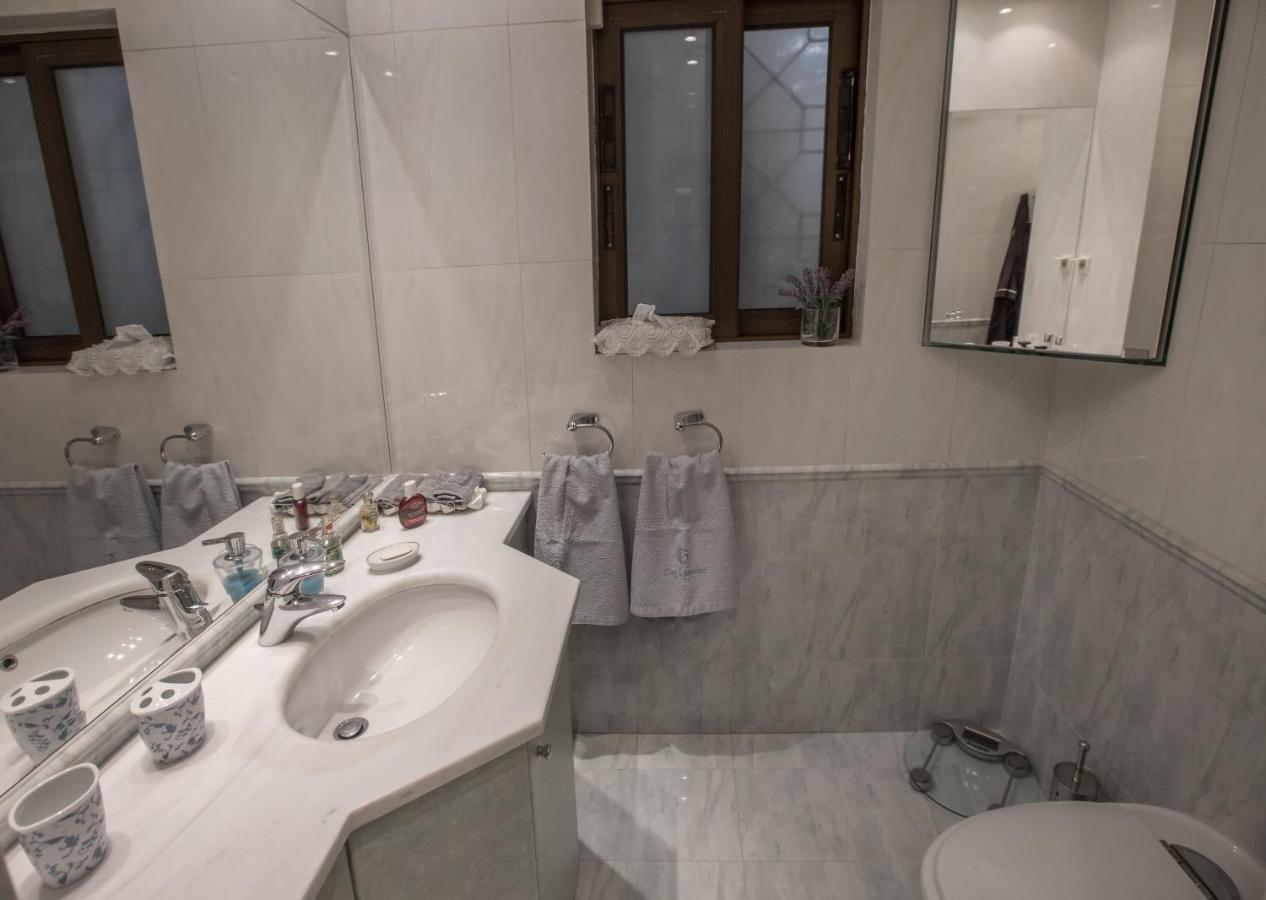 Exceptional Villa In Voula Near The Sea Атина Екстериор снимка