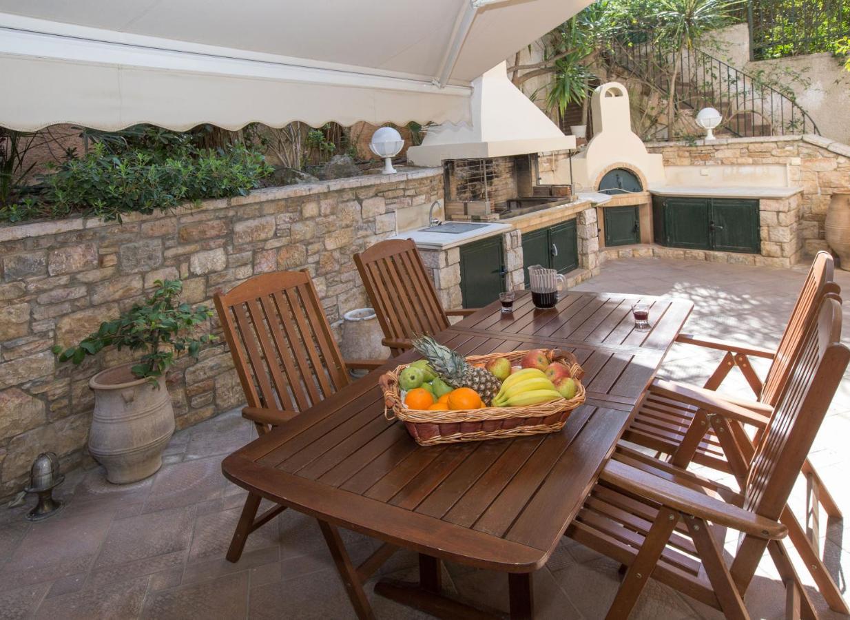 Exceptional Villa In Voula Near The Sea Атина Екстериор снимка