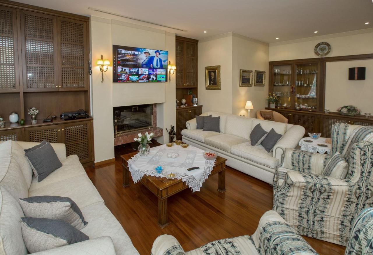 Exceptional Villa In Voula Near The Sea Атина Екстериор снимка