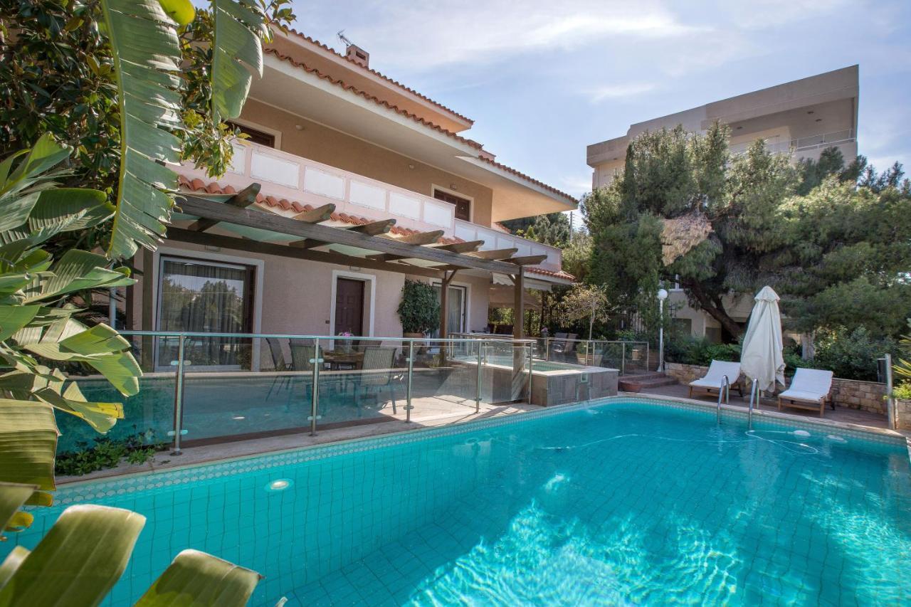 Exceptional Villa In Voula Near The Sea Атина Екстериор снимка